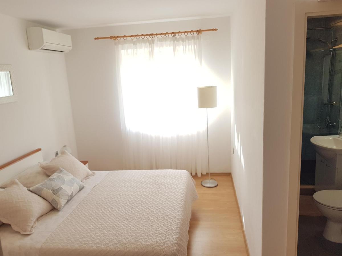 Apartments Huljic Хвар Экстерьер фото