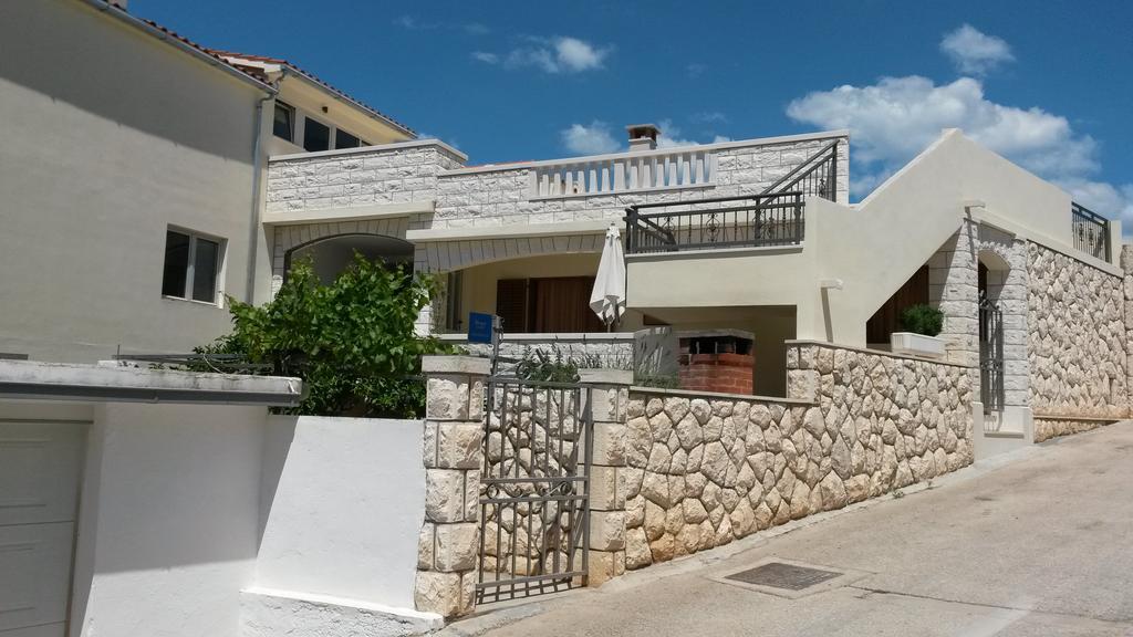 Apartments Huljic Хвар Экстерьер фото
